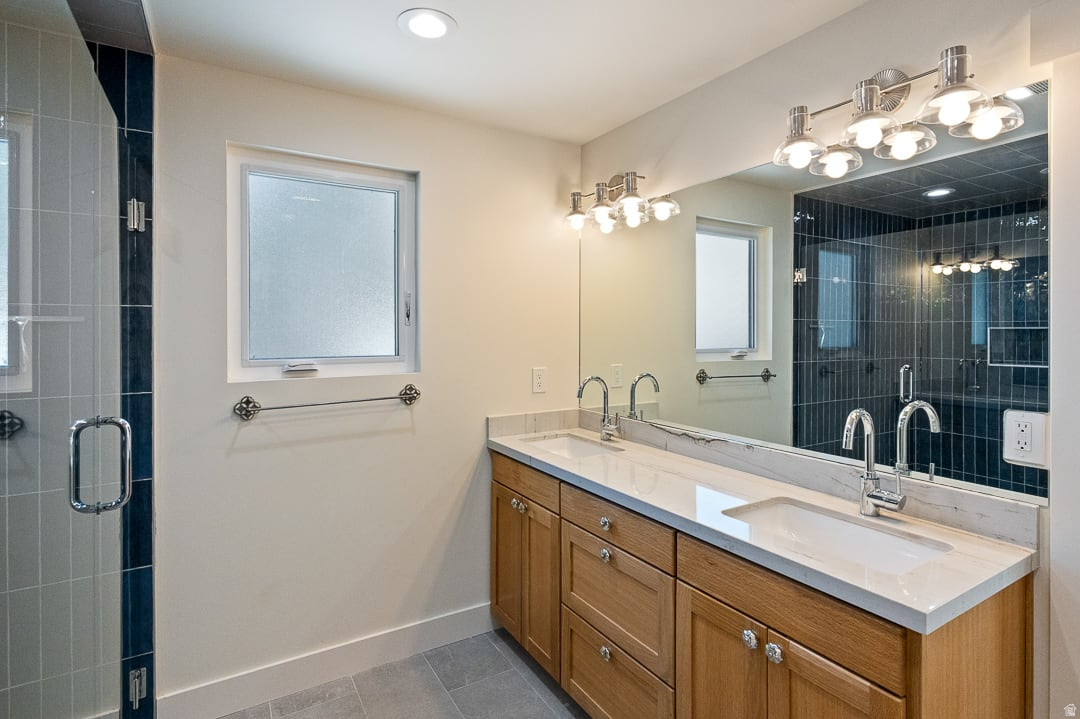 SHERWOOD HILLS - Residential