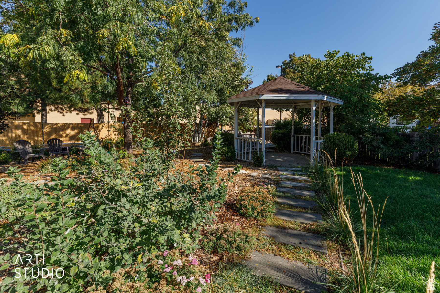 SUNCREST - Residential