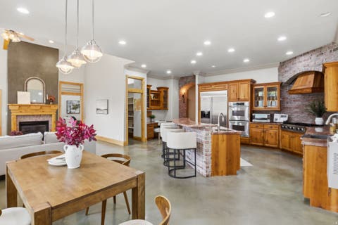 Tiny photo for 2508 BARKER PKWY, North Ogden, UT 84414 (MLS # 2179740)