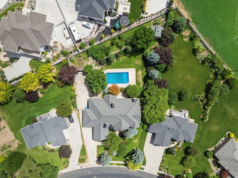 Tiny photo for 2508 BARKER PKWY, North Ogden, UT 84414 (MLS # 2179740)