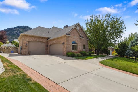 Tiny photo for 2508 BARKER PKWY, North Ogden, UT 84414 (MLS # 2179740)
