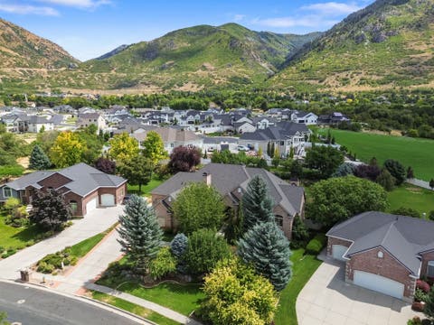 Tiny photo for 2508 BARKER PKWY, North Ogden, UT 84414 (MLS # 2179740)