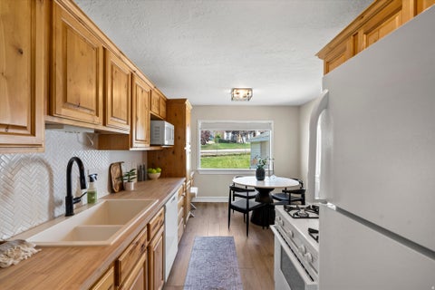 Tiny photo for 3960 EVELYN RD, South Ogden, UT 84403 (MLS # 2178186)
