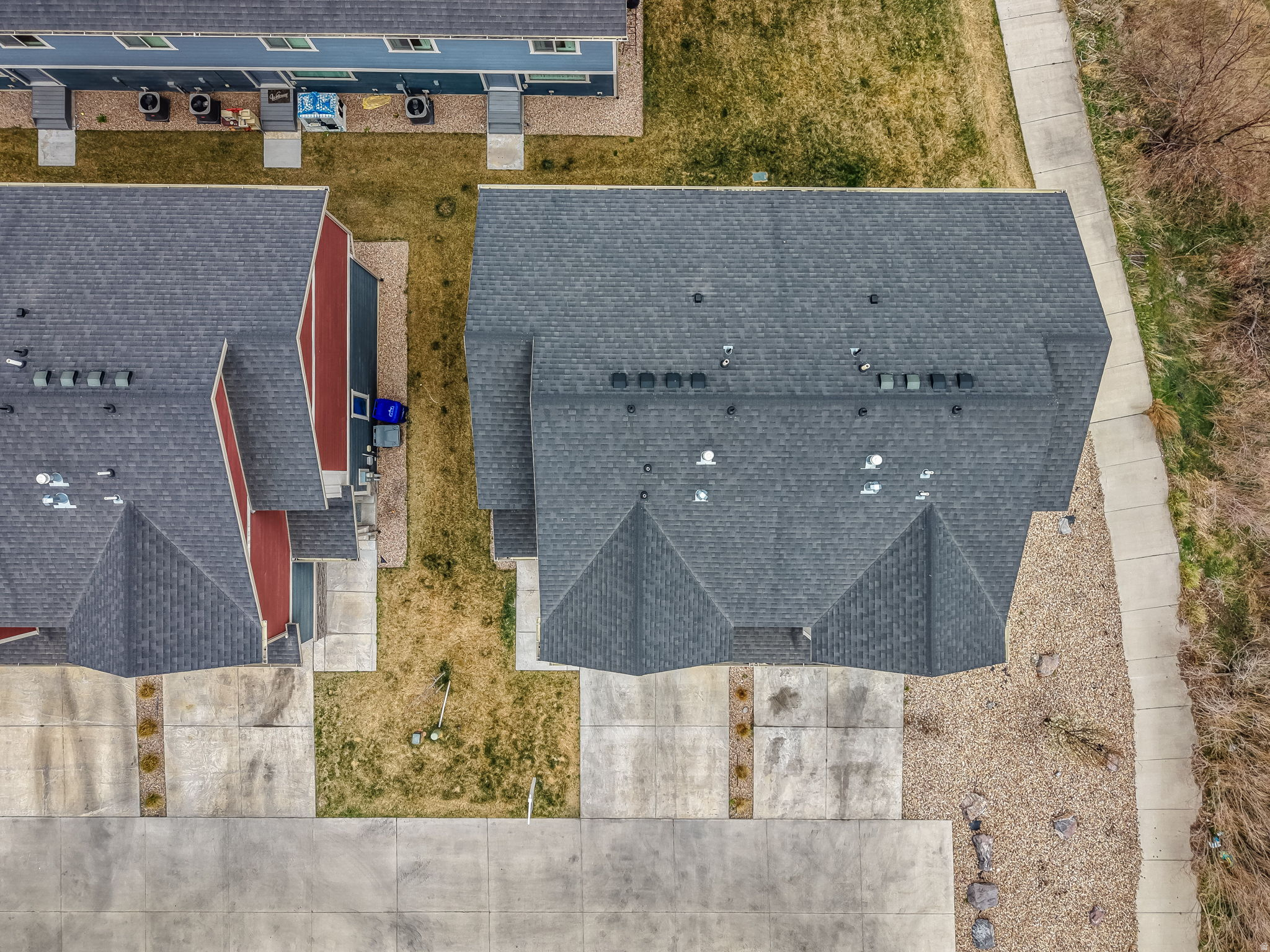 RIVER BEND TOWNHOMES - Residential