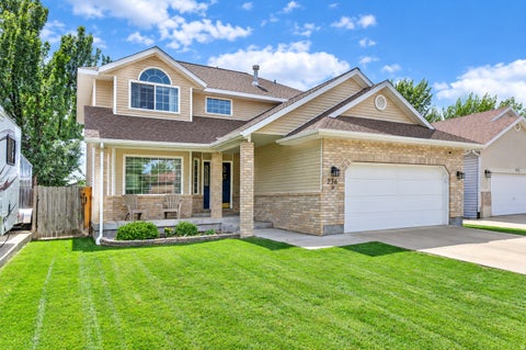 Photo of 236 E ASHBROOK CIR, Midvale, UT 84047 (MLS # 2183470)