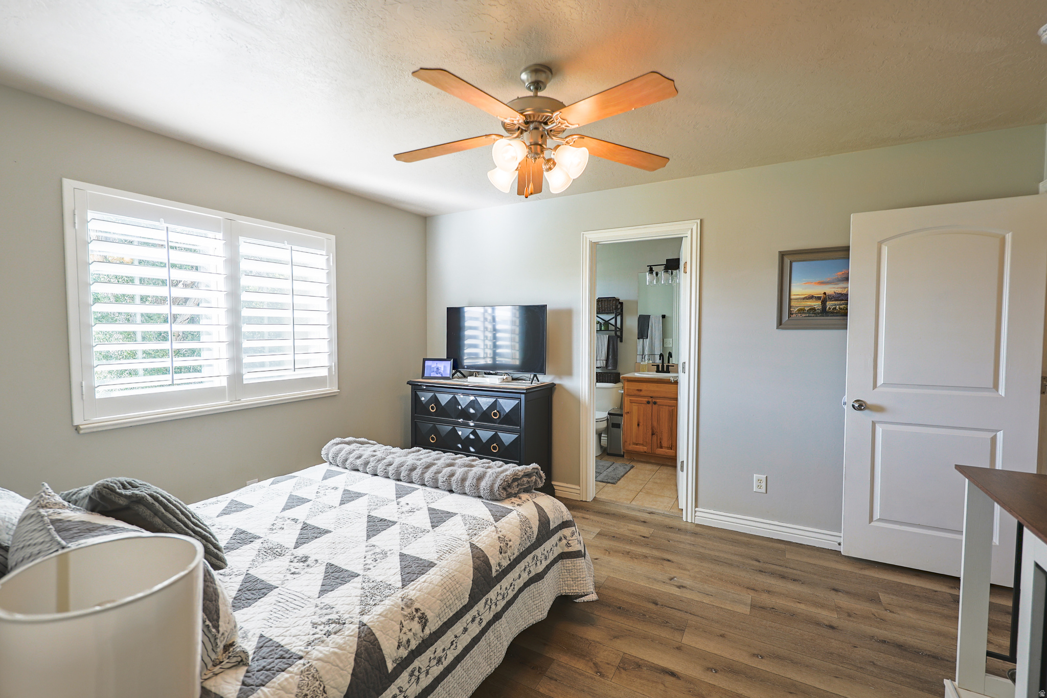 LIVINGSTON ESTATES - Residential Income