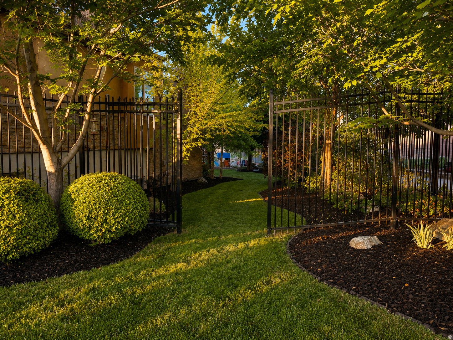 BARLOW-BOWMAN - Residential