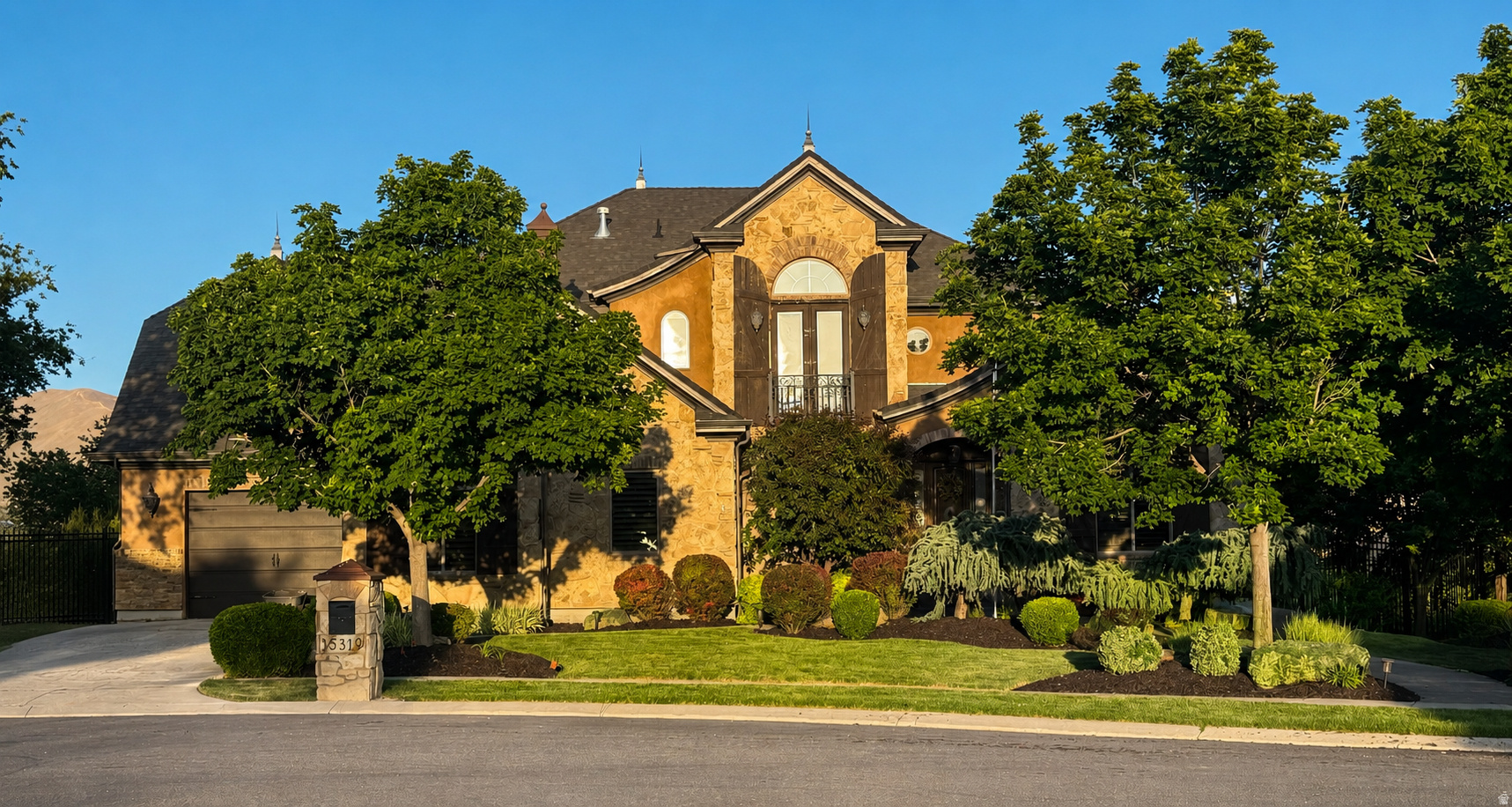 BARLOW-BOWMAN - Residential
