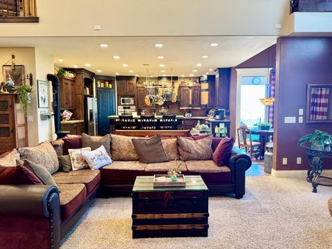 Tiny photo for 15319 S INDIAN PAINT CIR, Bluffdale, UT 84065 (MLS # 2145085)