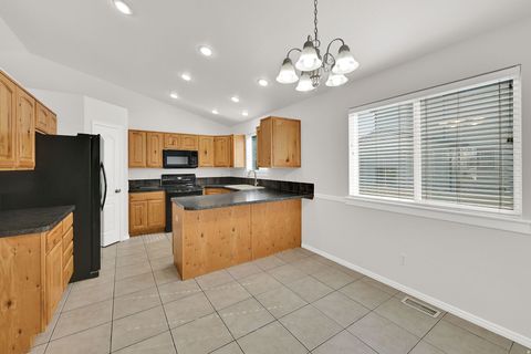 Tiny photo for 4020 WESTLAKE DR, Roy, UT 84067 (MLS # 2150306)