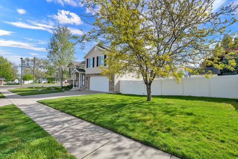 Tiny photo for 4020 WESTLAKE DR, Roy, UT 84067 (MLS # 2150306)
