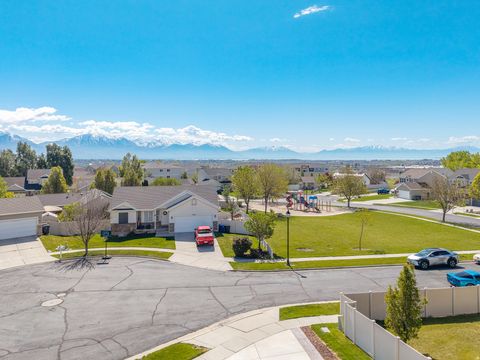Tiny photo for 1949 N VINEYARD PL, Saratoga Springs, UT 84045 (MLS # 2154518)