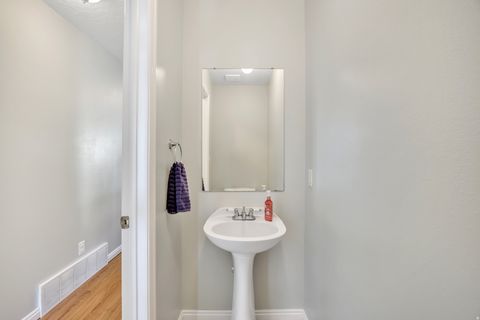 Tiny photo for 1949 N VINEYARD PL, Saratoga Springs, UT 84045 (MLS # 2154518)