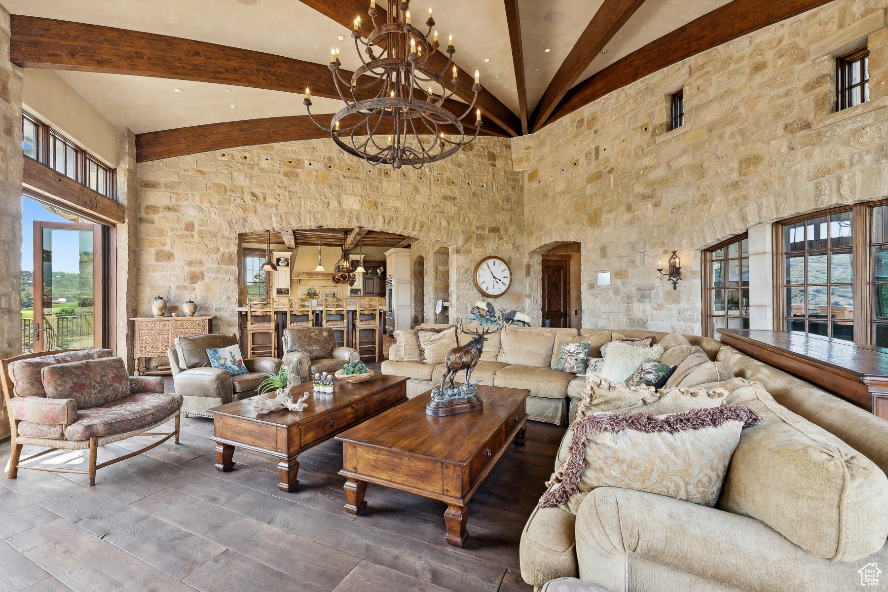WEST HILLS - Residential
