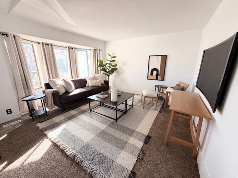 Photo of 5476 S 3350 W, Taylorsville, UT 84129 (MLS # 2106355)