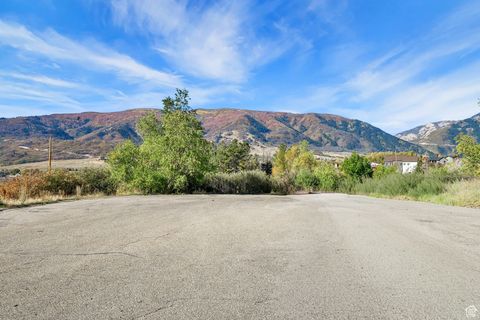 Tiny photo for 3521 N FOX RUN DR E #803, Eden, UT 84310 (MLS # 2115343)