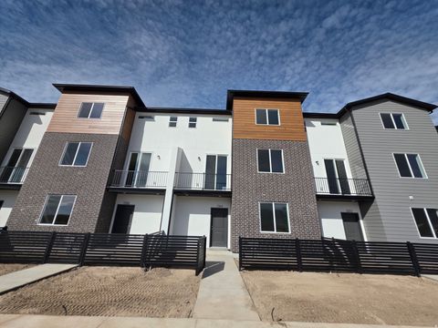 Photo of 1364 E 1280 N #07-24, Payson, UT 84651 (MLS # 2139946)