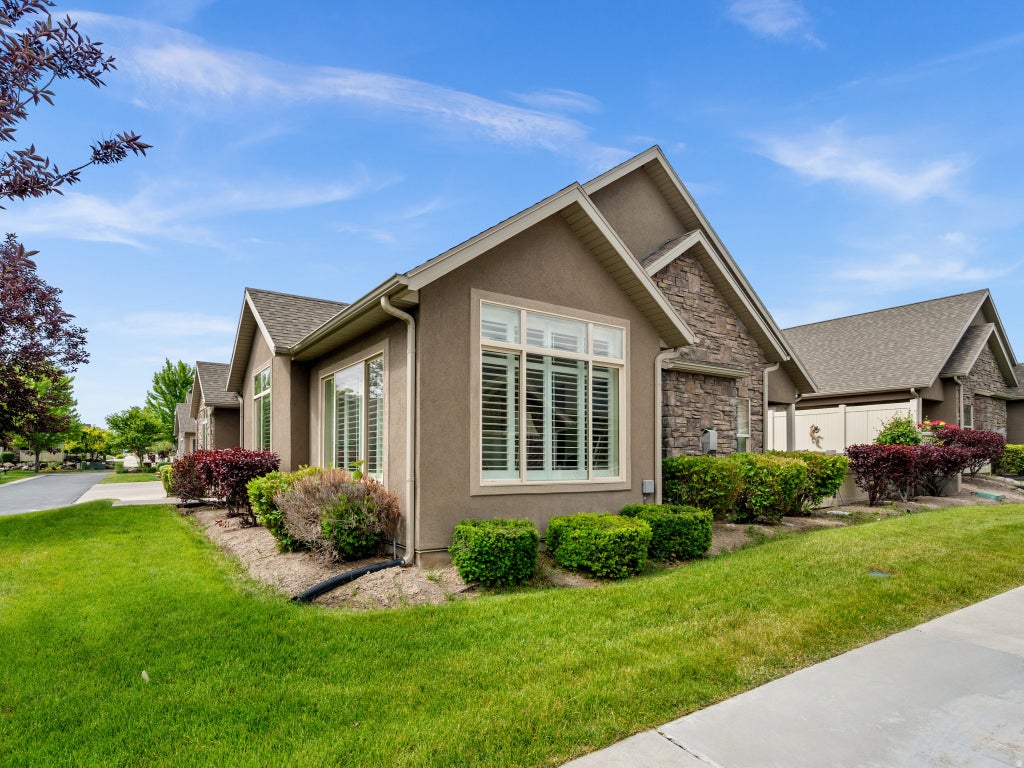 Photo of 1994 W 9270 S #7D, West Jordan, UT 84088 (MLS # 2164956)