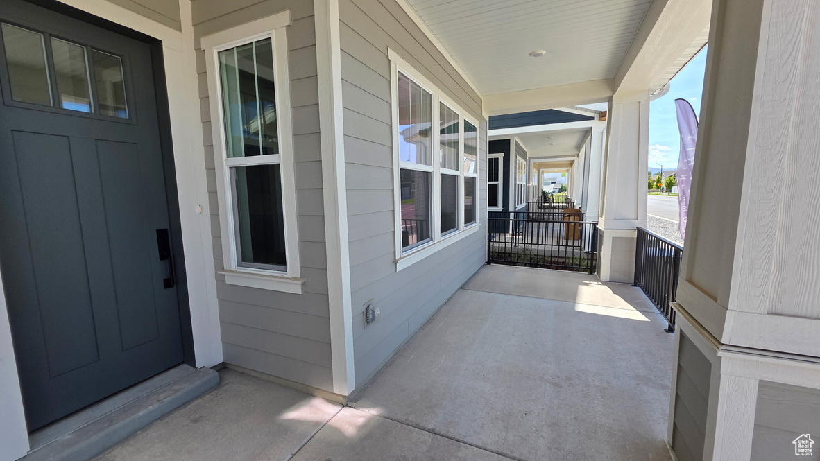 HUNTINGTON RANCH - Residential
