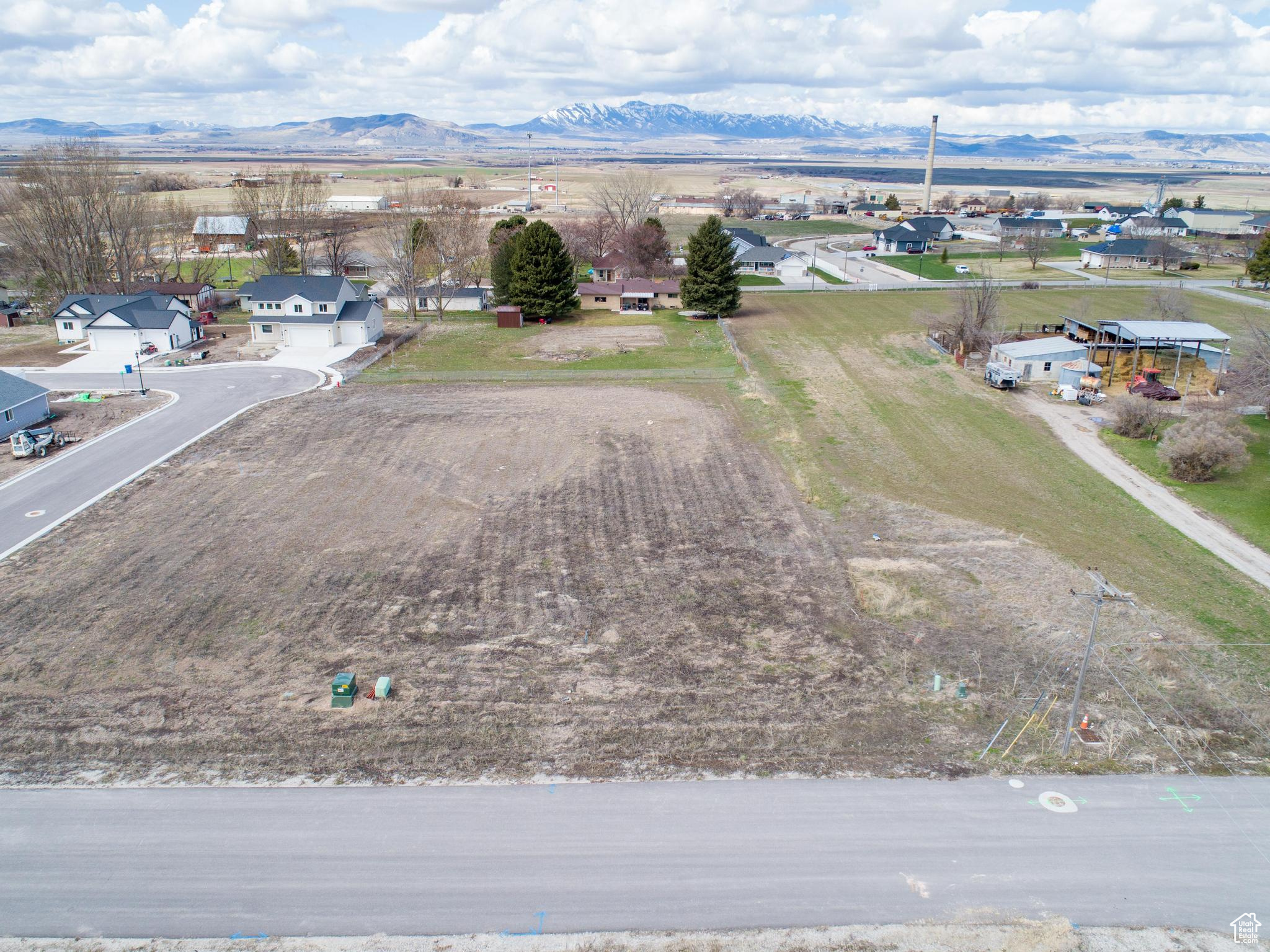 112 S 300 #14, Richmond, Utah image 4