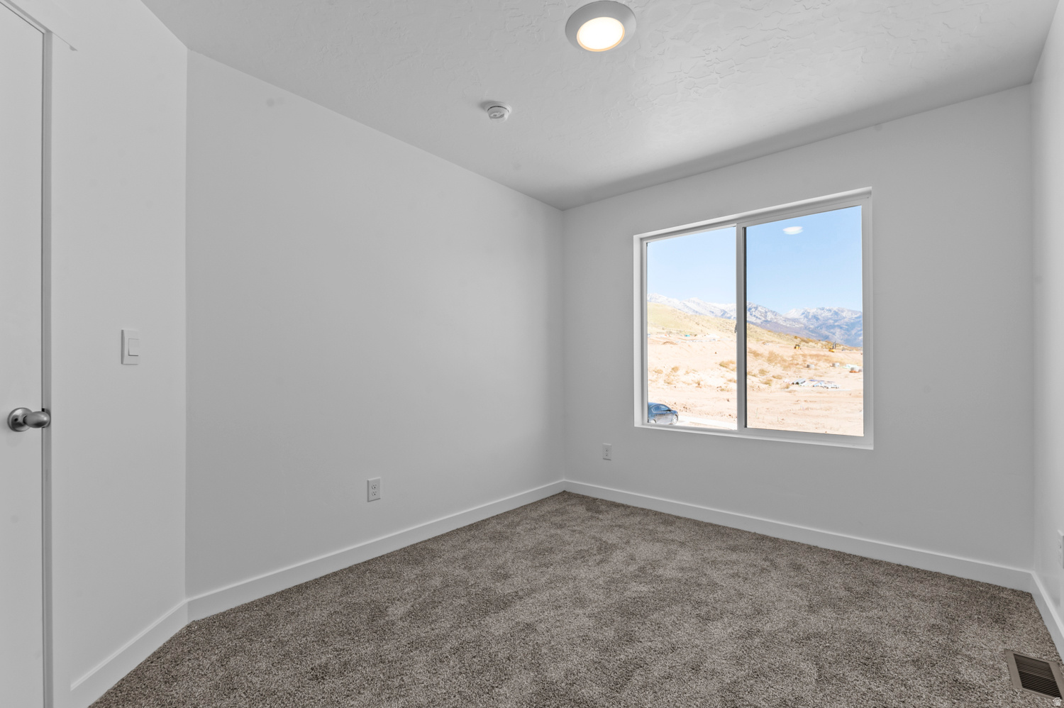 INVERNESS BY D.R. HORTON - Residential