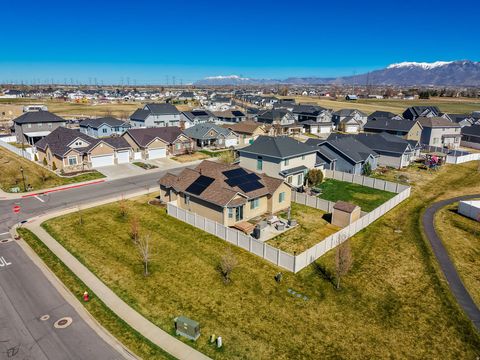 Tiny photo for 2487 W HARMONY DR, Layton, UT 84041 (MLS # 2144430)