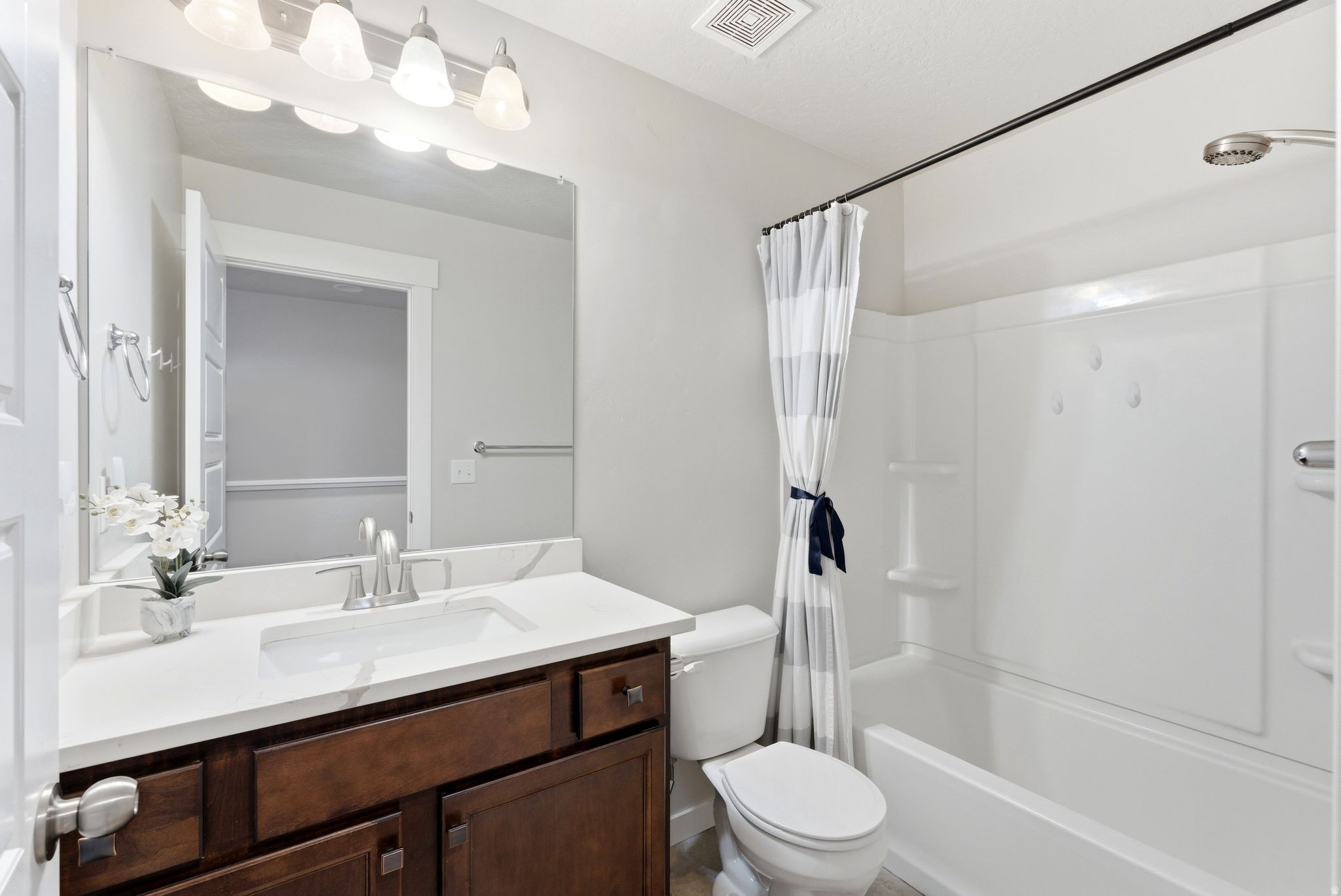 SILVERLAKE - Residential