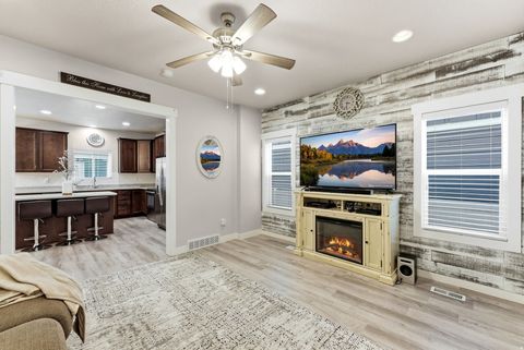 Tiny photo for 5164 E RIO GRANDE WAY, Eagle Mountain, UT 84005 (MLS # 2142655)