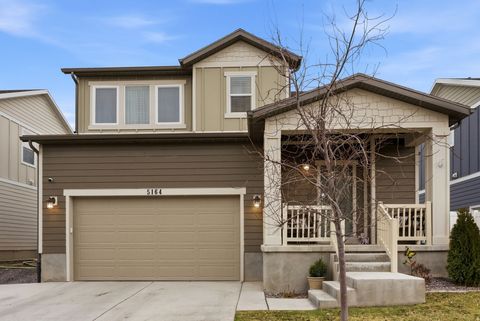 Photo of 5164 E RIO GRANDE WAY, Eagle Mountain, UT 84005 (MLS # 2142655)