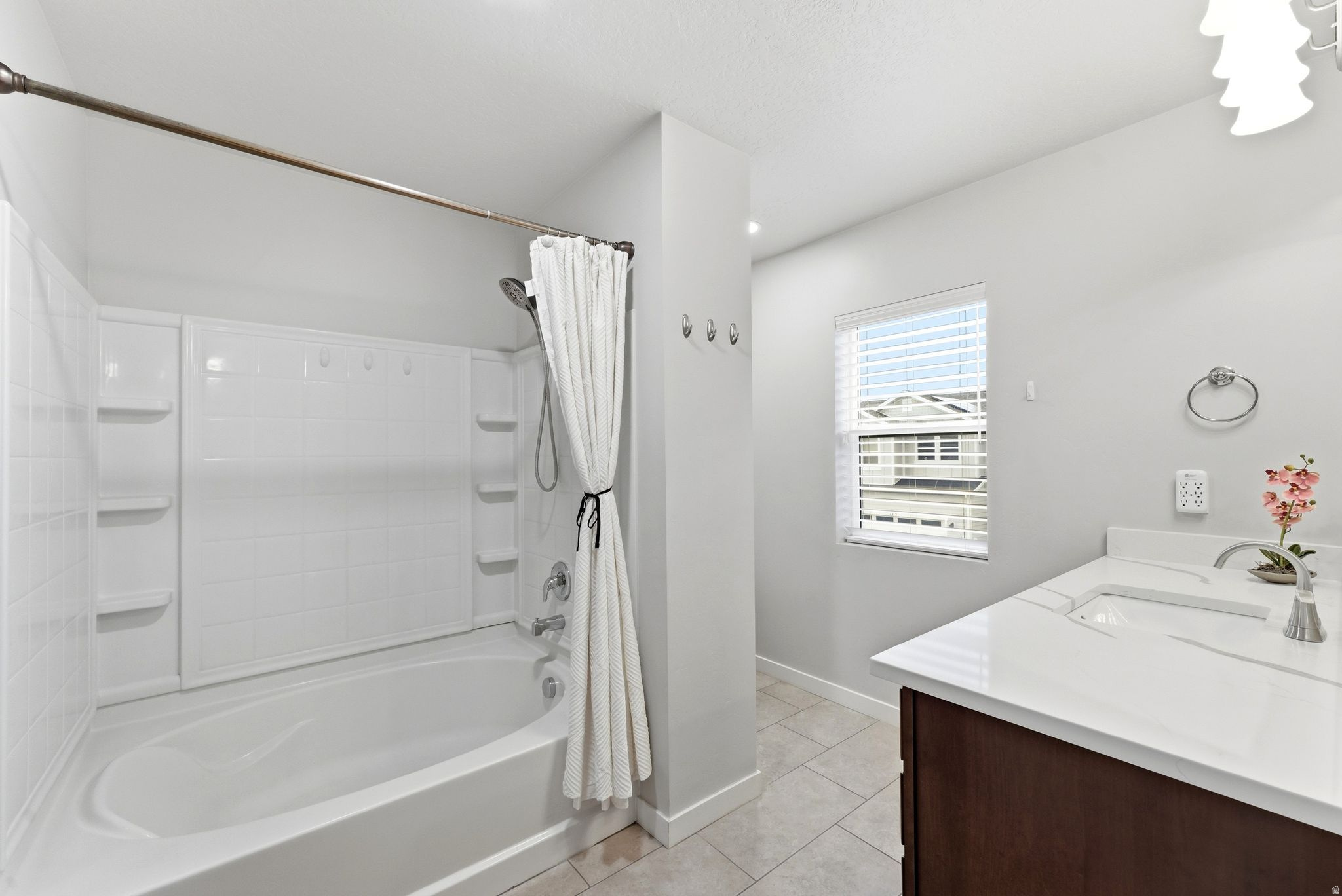 SILVERLAKE - Residential