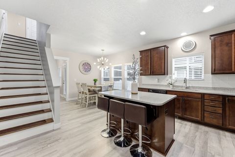 Tiny photo for 5164 E RIO GRANDE WAY, Eagle Mountain, UT 84005 (MLS # 2142655)