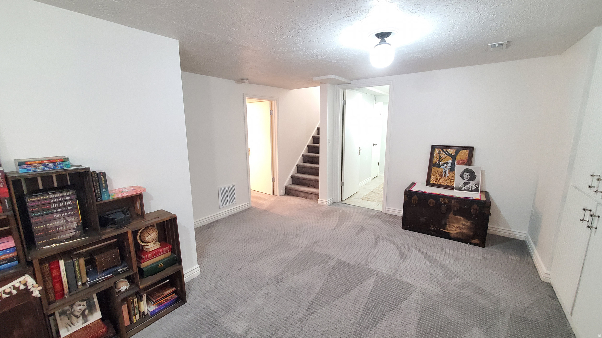 NOB HILL - Residential