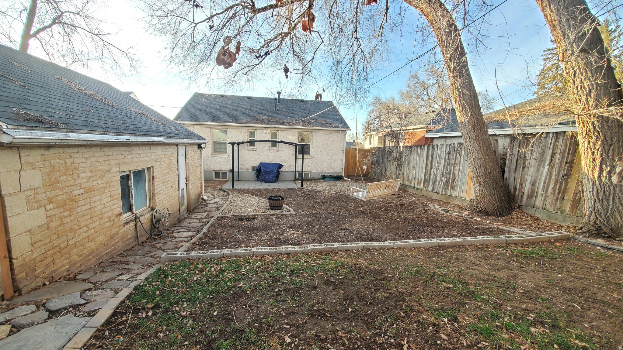 NOB HILL - Residential