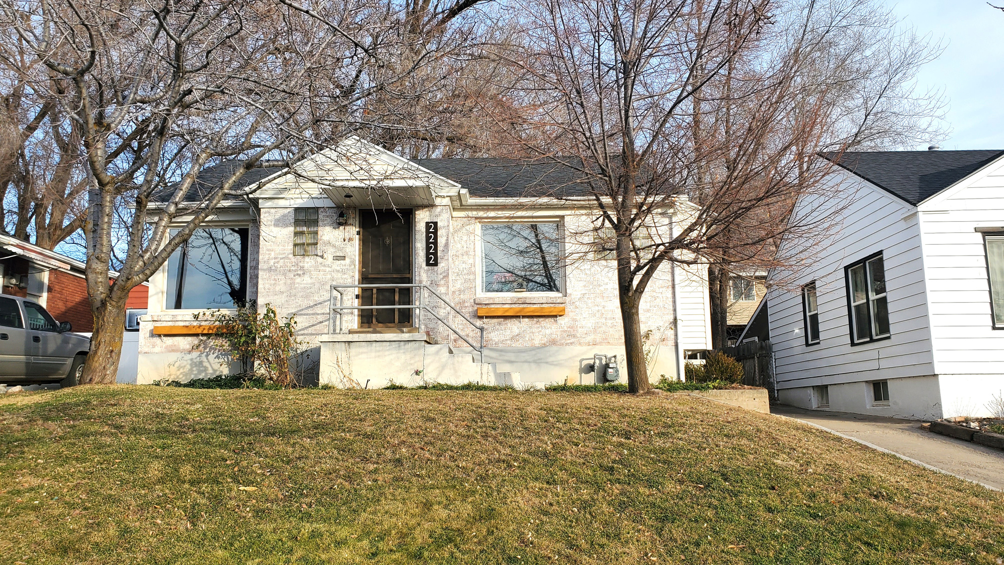 NOB HILL - Residential