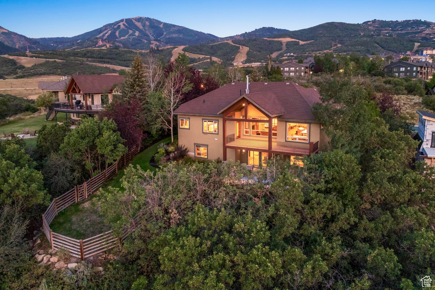 STAR HARBOUR ESTATES - Residential