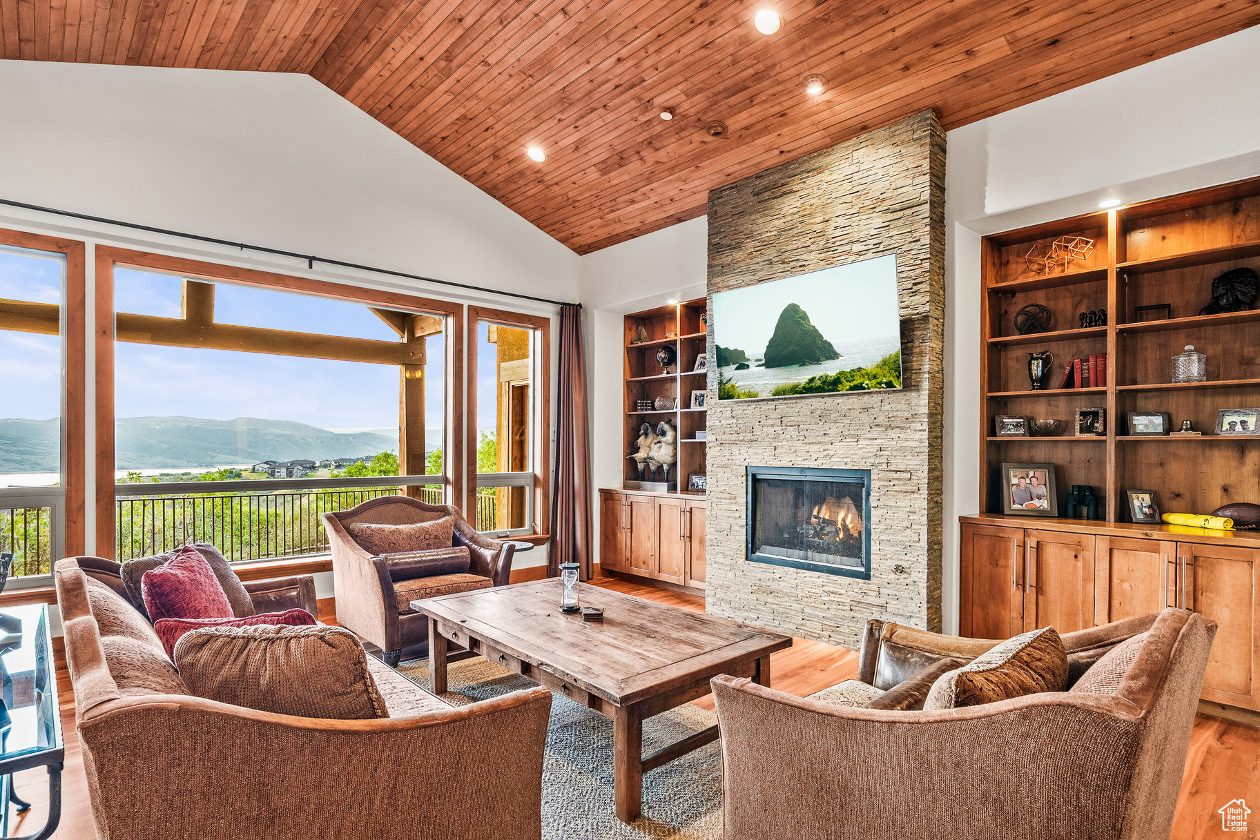 STAR HARBOUR ESTATES - Residential