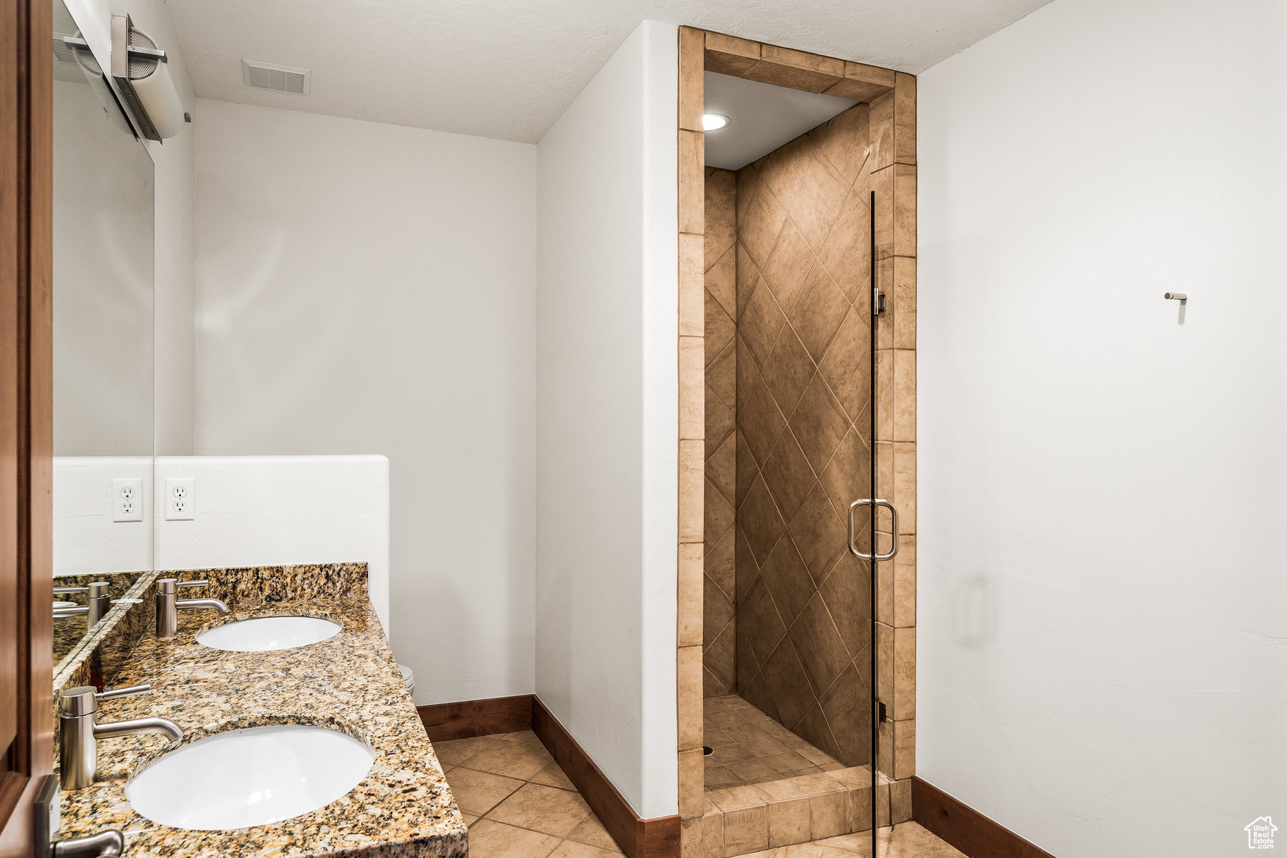 STAR HARBOUR ESTATES - Residential