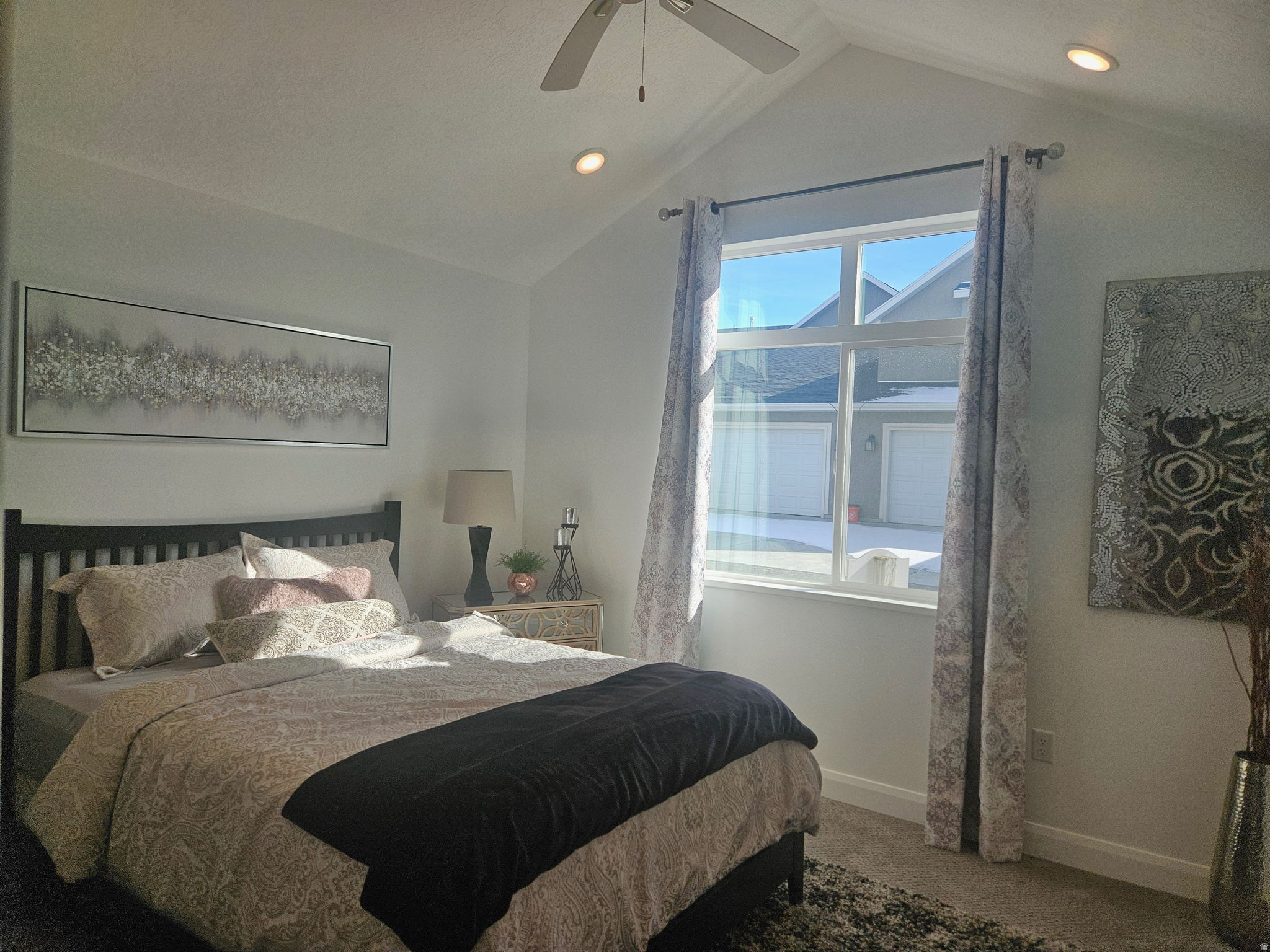 COUNTRY VIEW VILLAS - Residential