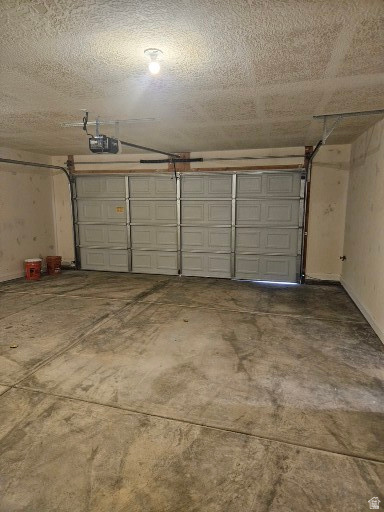 COUNTRY VIEW VILLAS - Residential