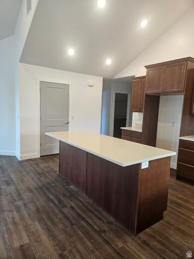 COUNTRY VIEW VILLAS - Residential