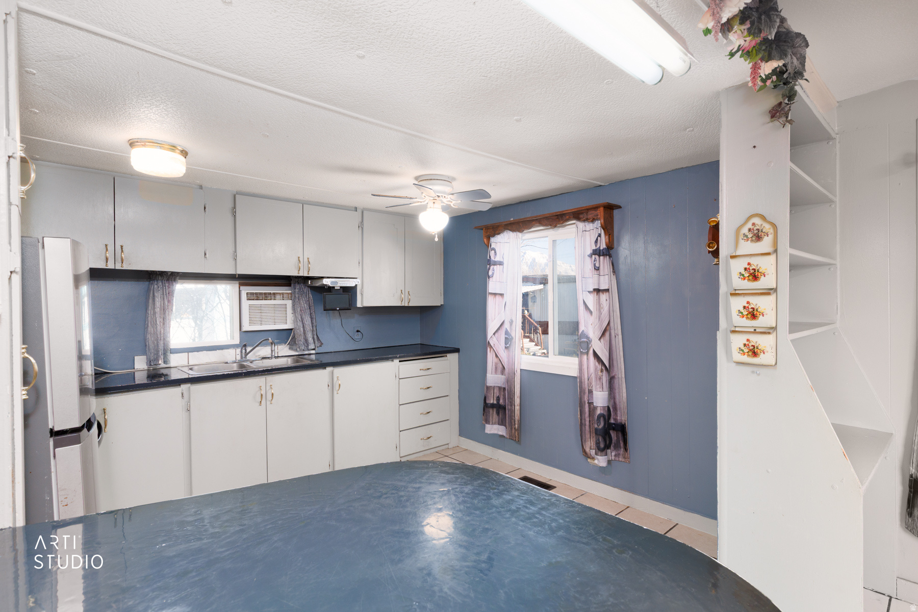 LAMPLIGHTER STATES - Residential