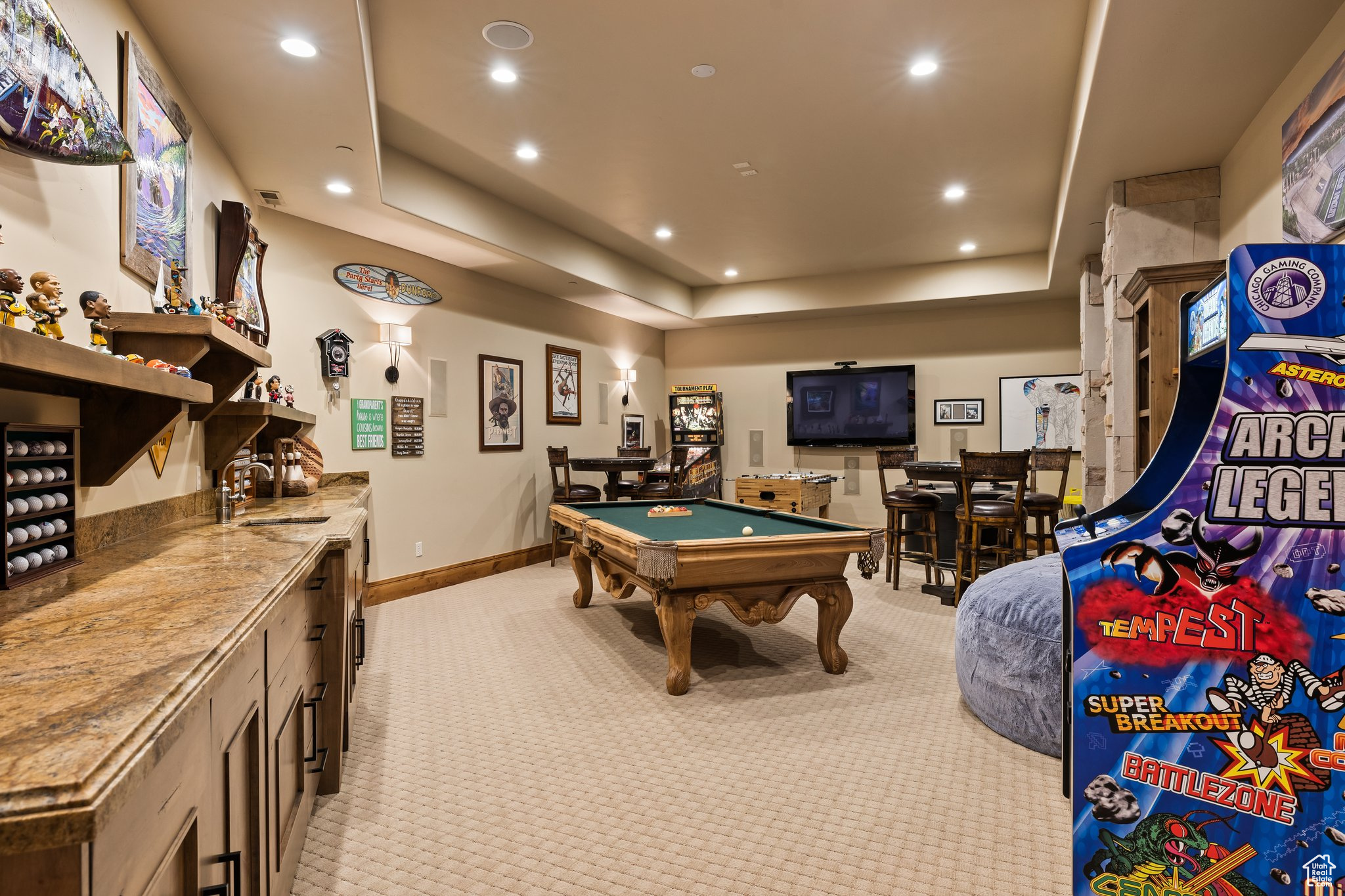 THE COLONY AT WHITE PINE CANYON - Residential