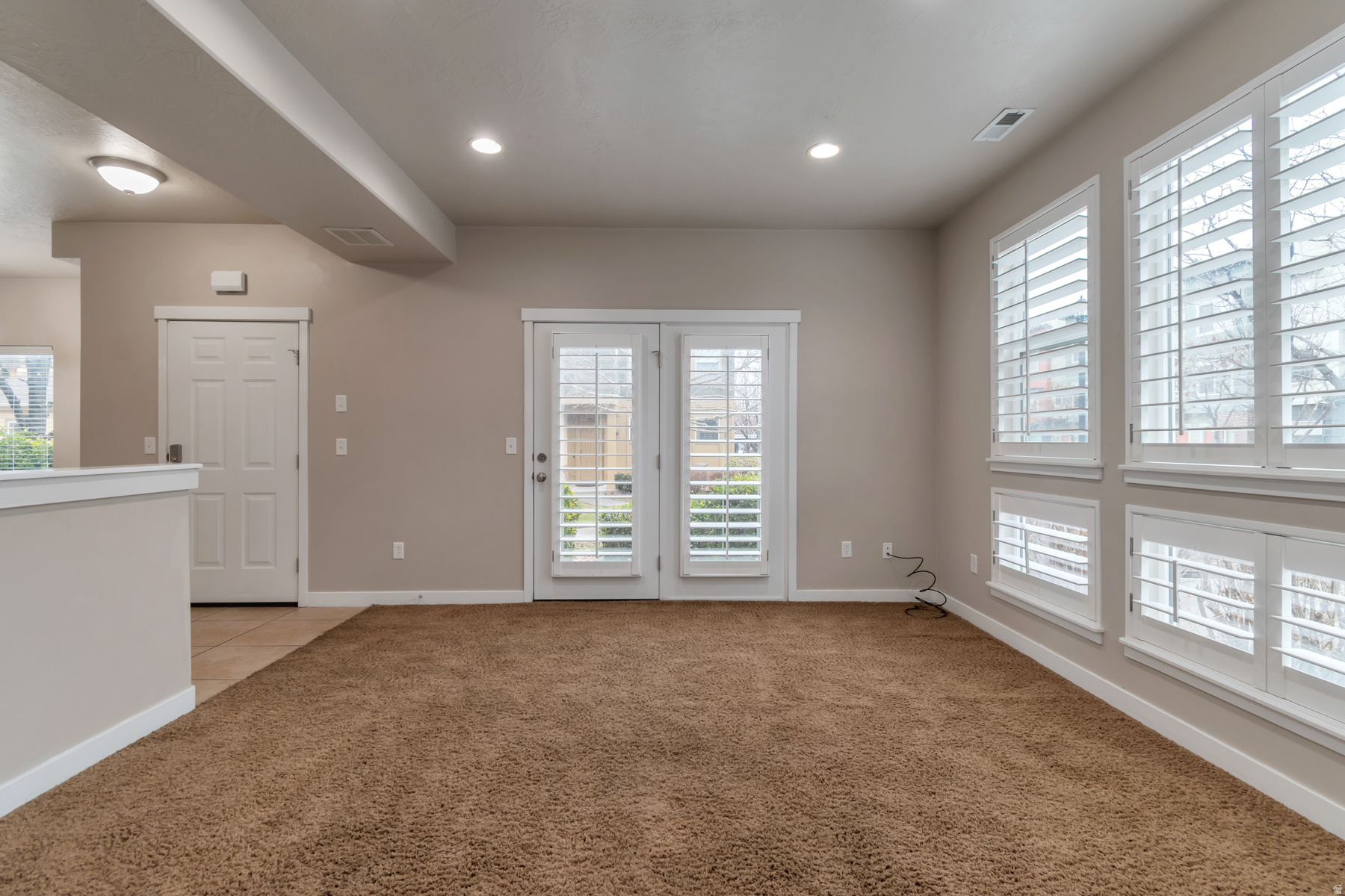 SUMMERLANE - Residential
