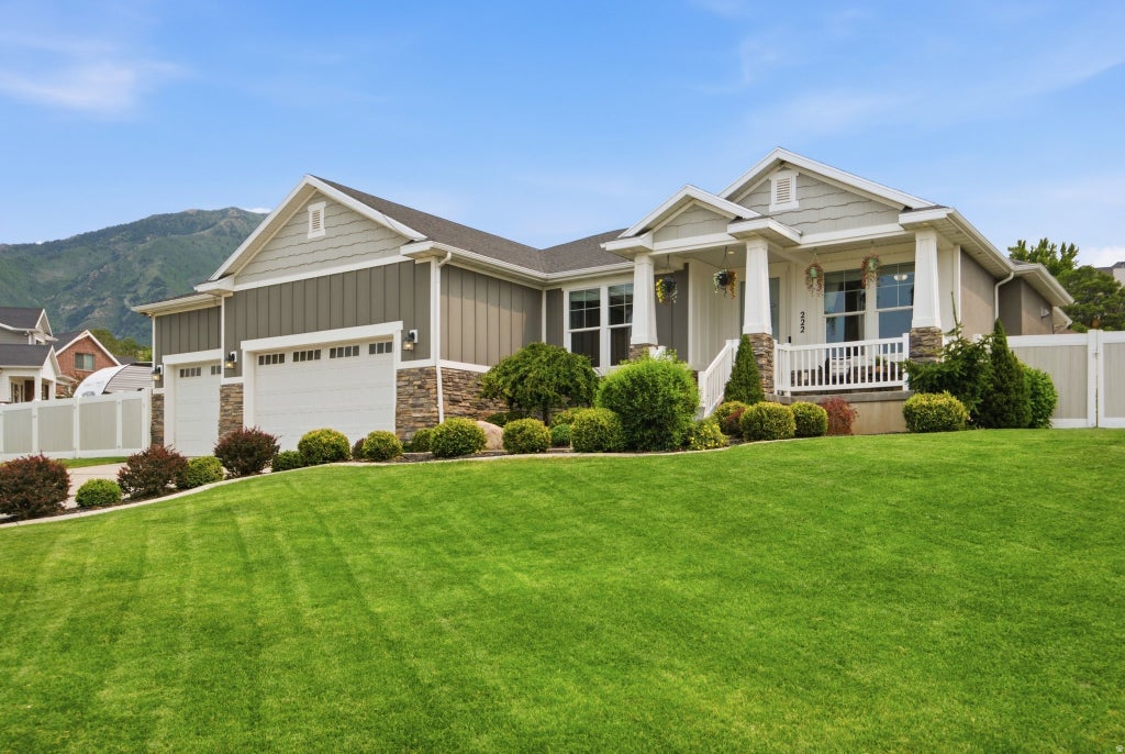 Photo of 222 E RIDGE VIEW DR, Elk Ridge, UT 84651 (MLS # 2167842)