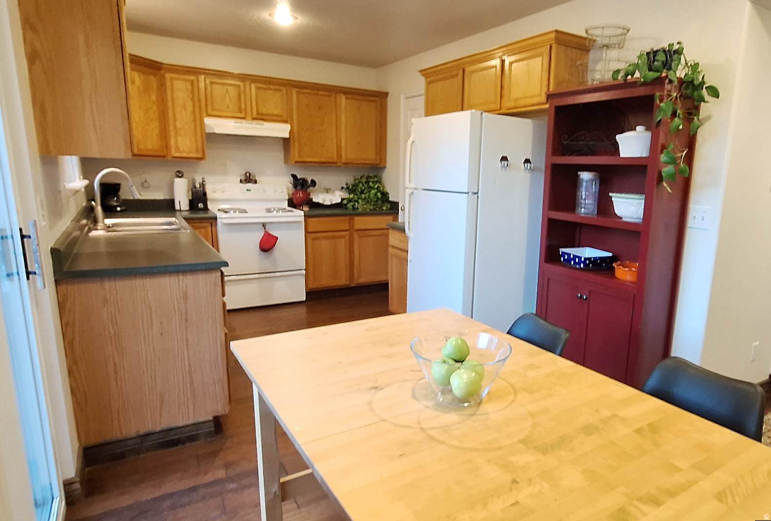 DAVENCOURT TOWNHOMES PUD - Residential