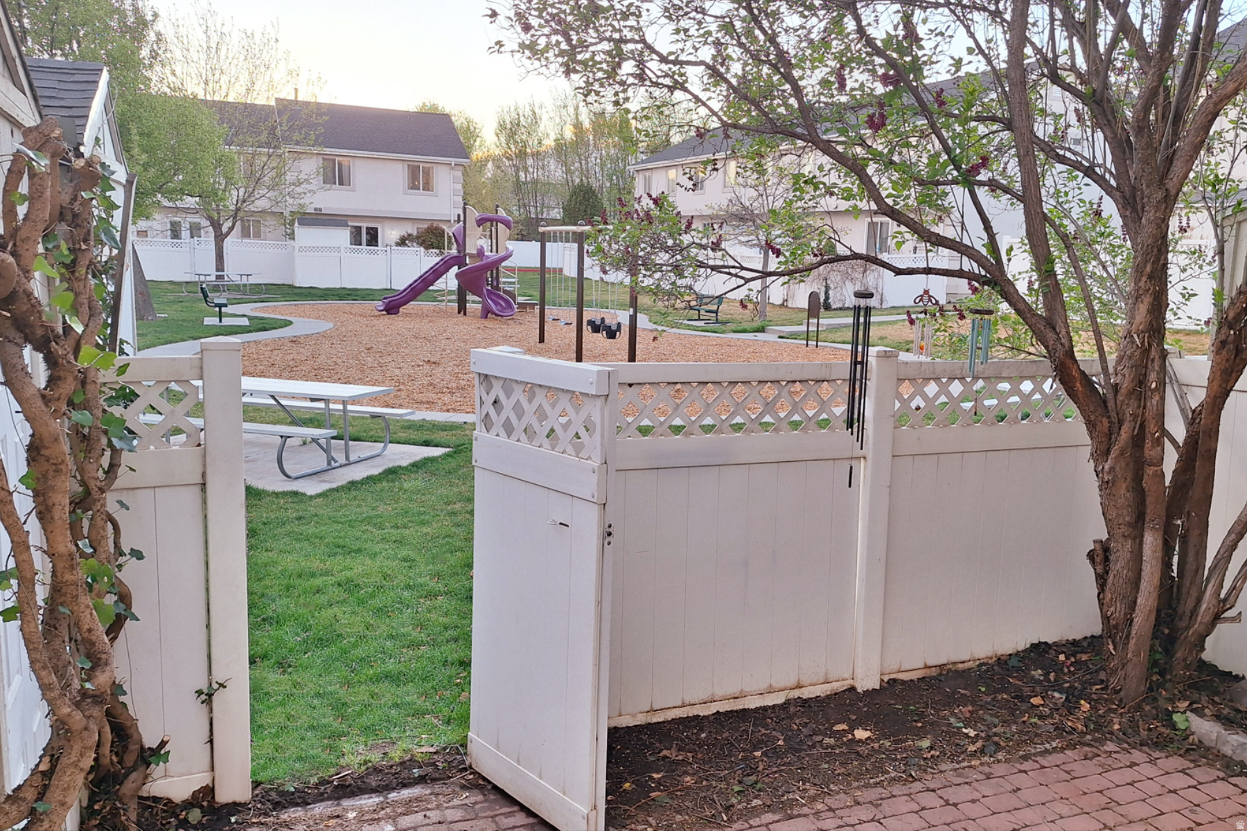 DAVENCOURT TOWNHOMES PUD - Residential