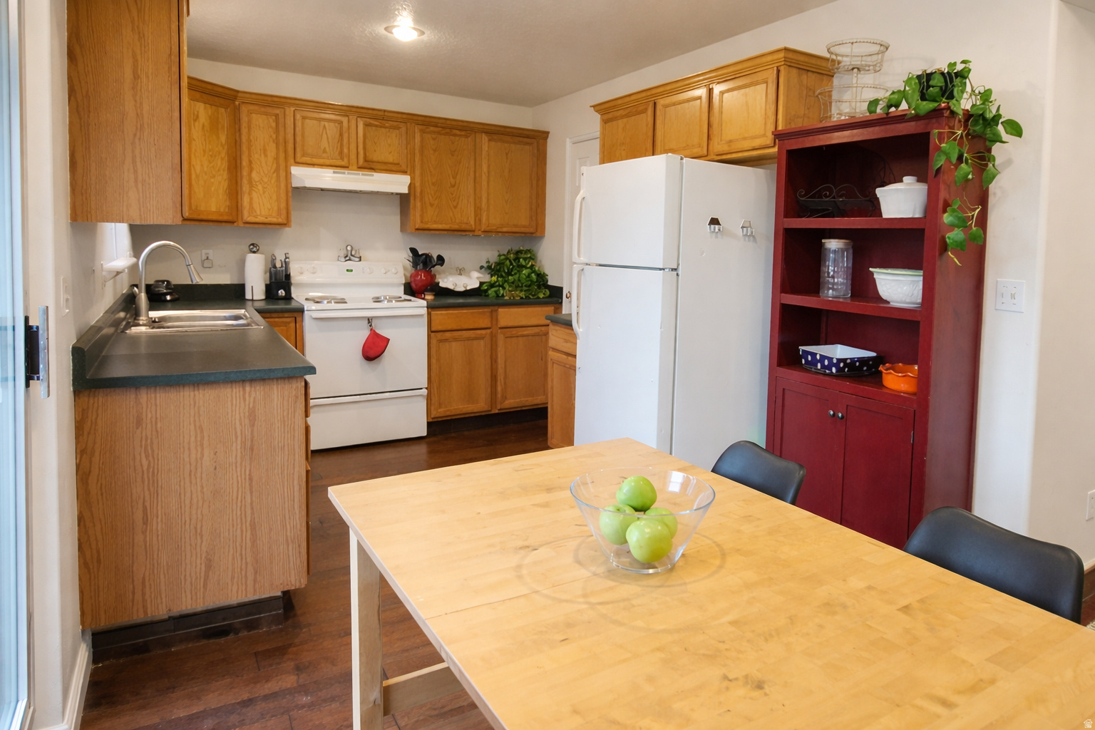 DAVENCOURT TOWNHOMES PUD - Residential