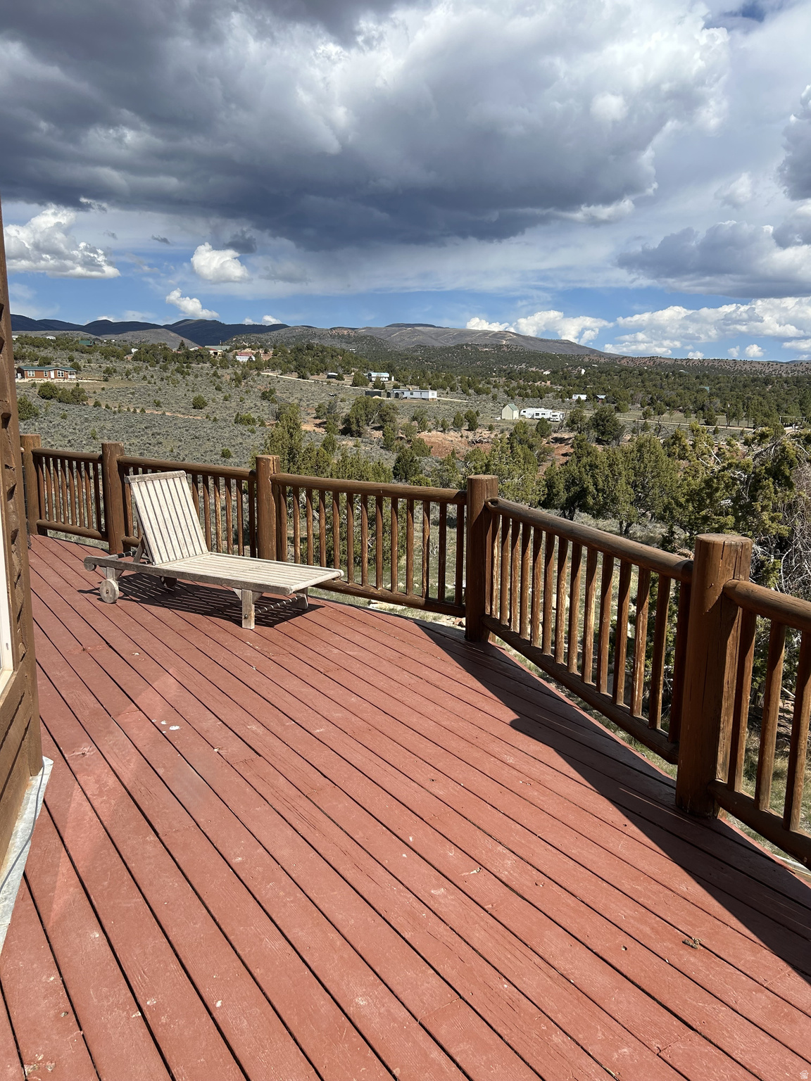 BANDANNA RANCH - Residential