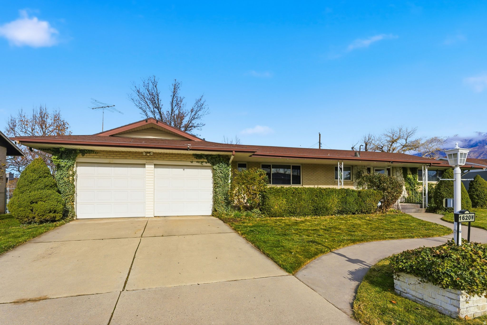 PROVO HEIGHTS - Residential