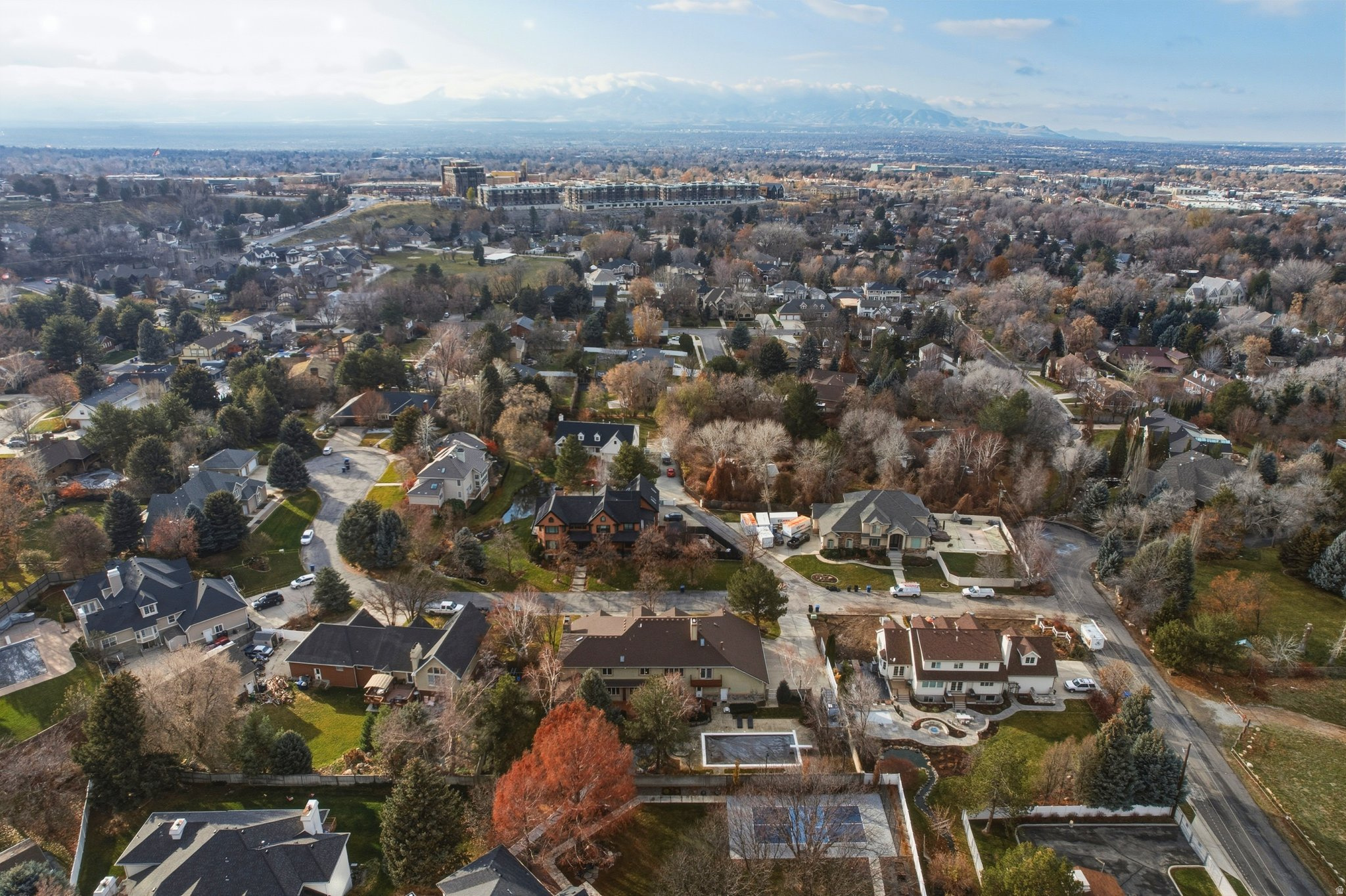 CHARLIES FARM - Residential